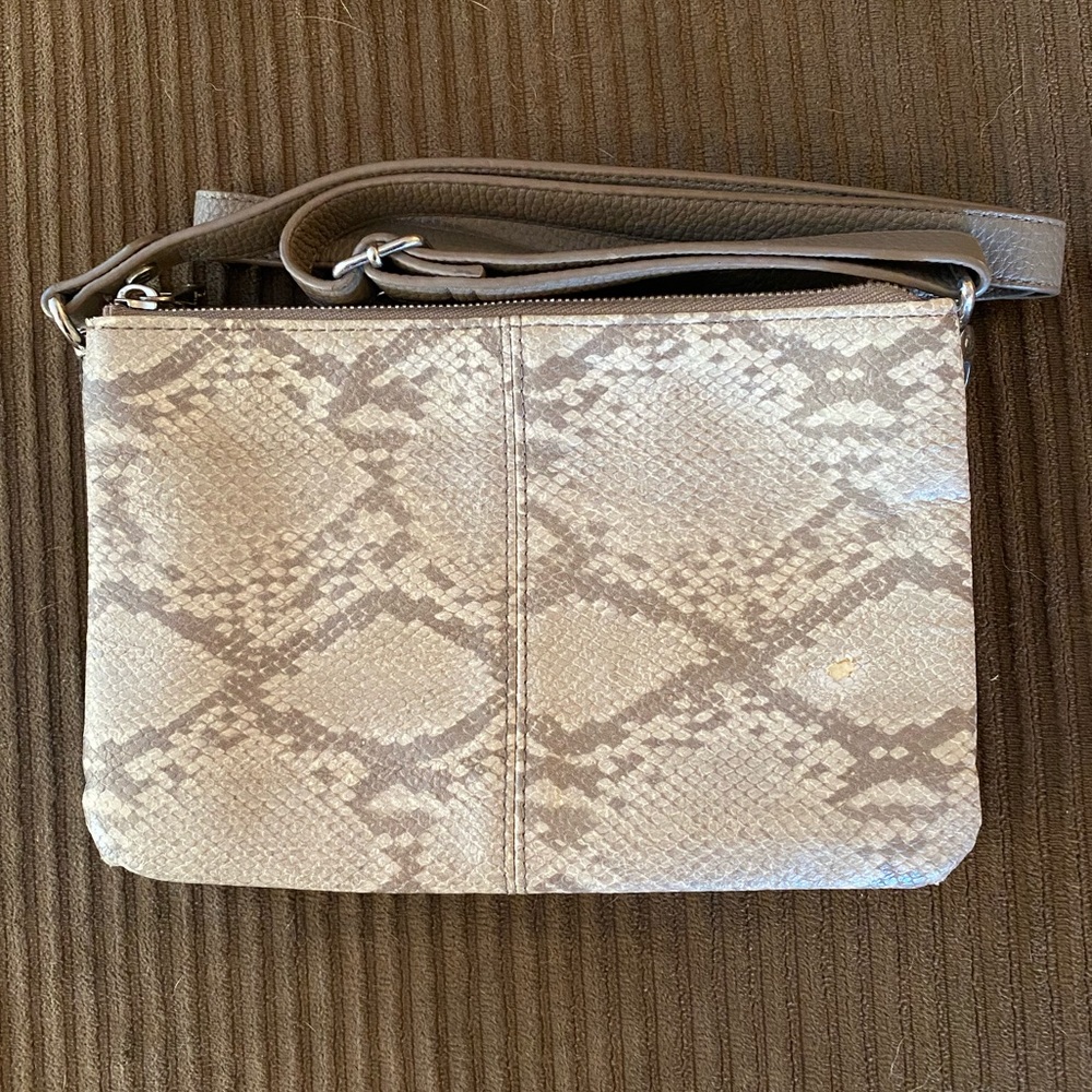 Jewell by Thirty-One Crossbody/Clutch Purse.